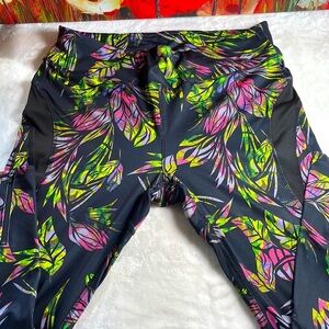 Everlast tropical print workout station